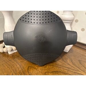 Pampered Chef Microwave Rice Cooker Plus Black 3 Quart Steamer Lid USA